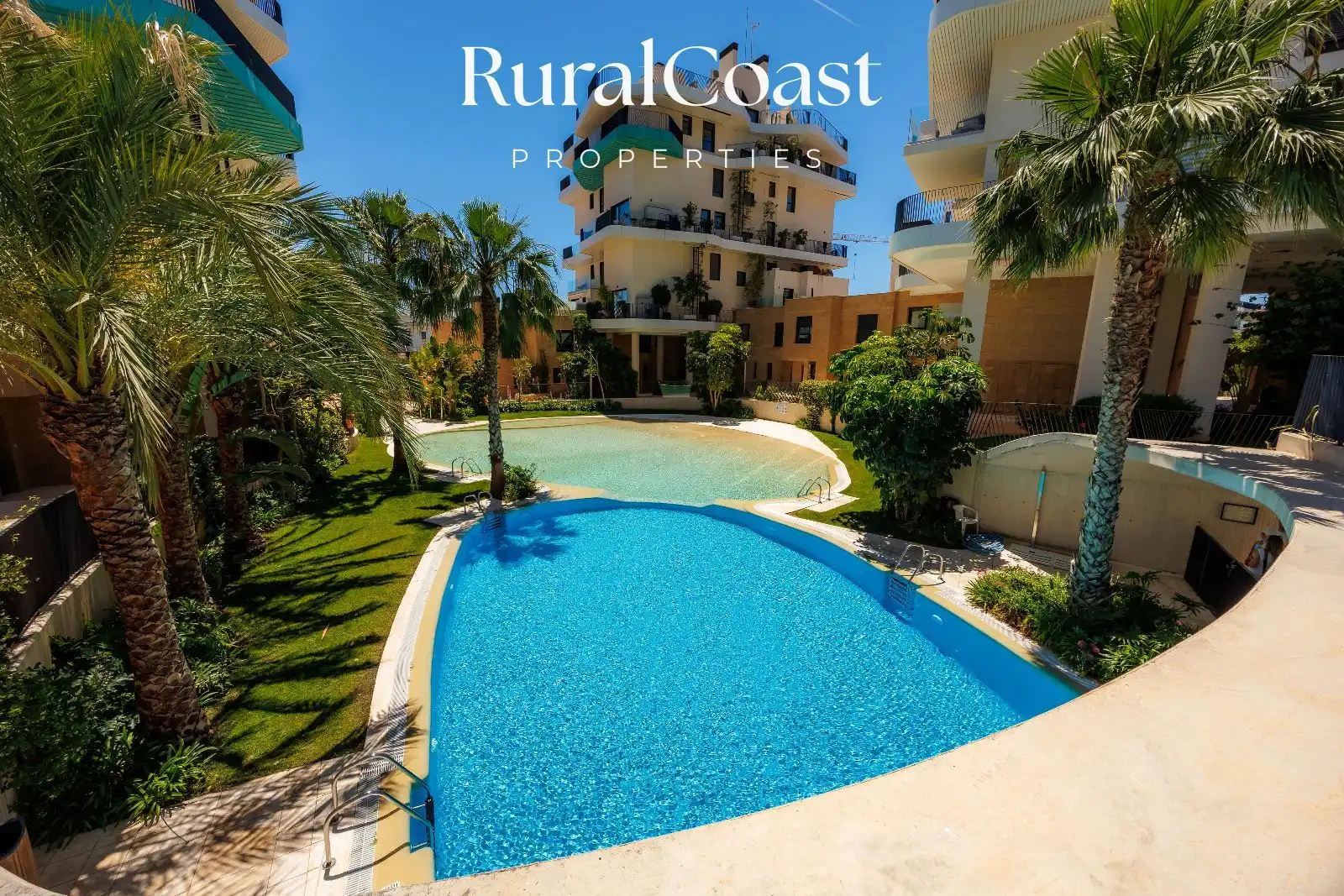 Vista exterior de Dúplex en venta en Villajoyosa / La Vila Joiosa con Aire acondicionado, Terraza y Trastero