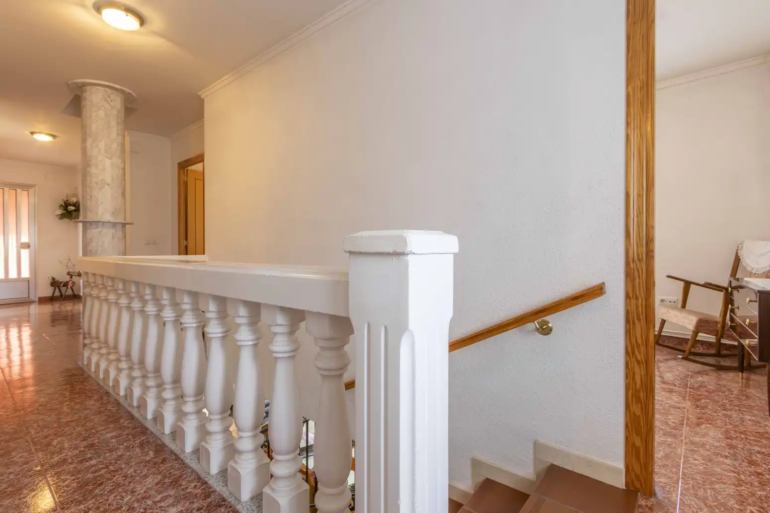 Casa adosada en venta en Chelva con Calefacción, Terraza y Trastero