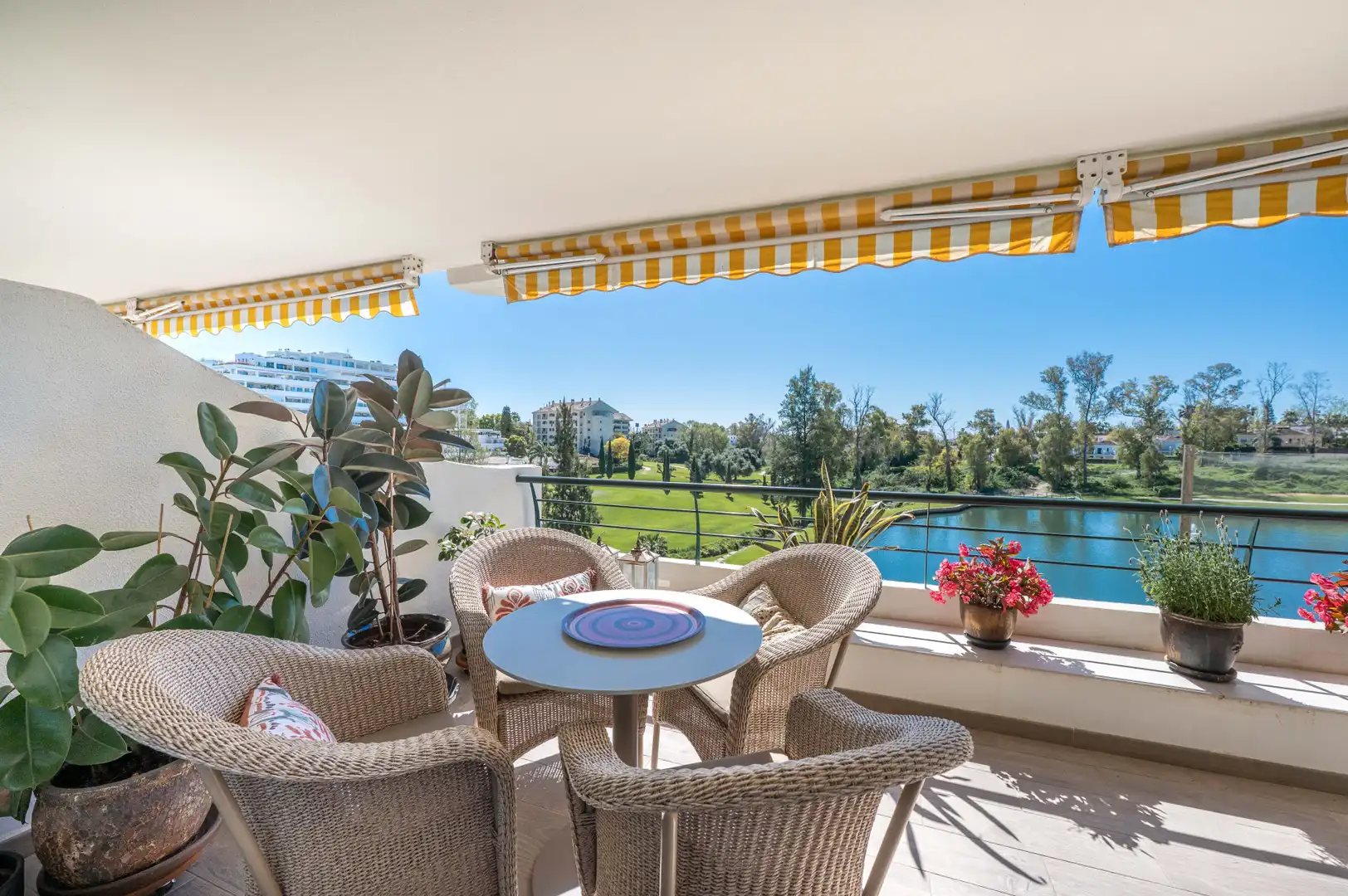 Apartament amb piscina en venda a CORTES(UR GUADALMINA ALTA 7, imagen 27
