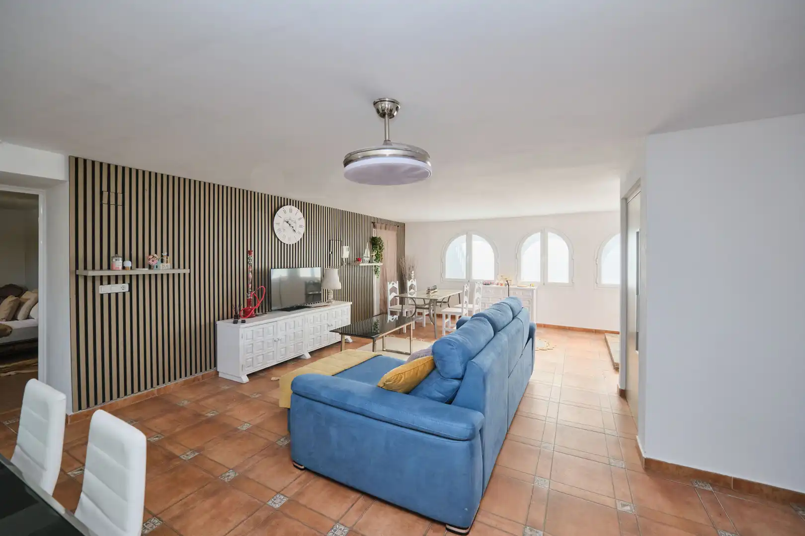 Living room of Houses for sale in Almuñécar  with Air Conditioner, Terrace and Swimming Pool