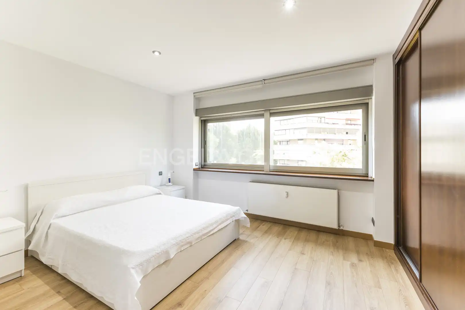 Bedroom of Flat for rent in Madrid  with Air Conditioner, Heating and Swimming Pool