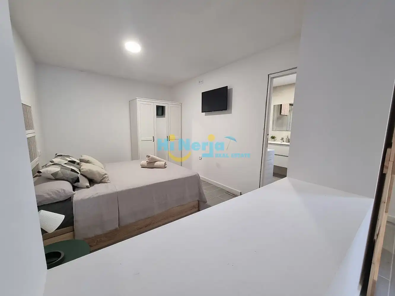 Dormitori de Apartament en venda en Torrox amb Aire condicionat, Calefacció i Jardí privat