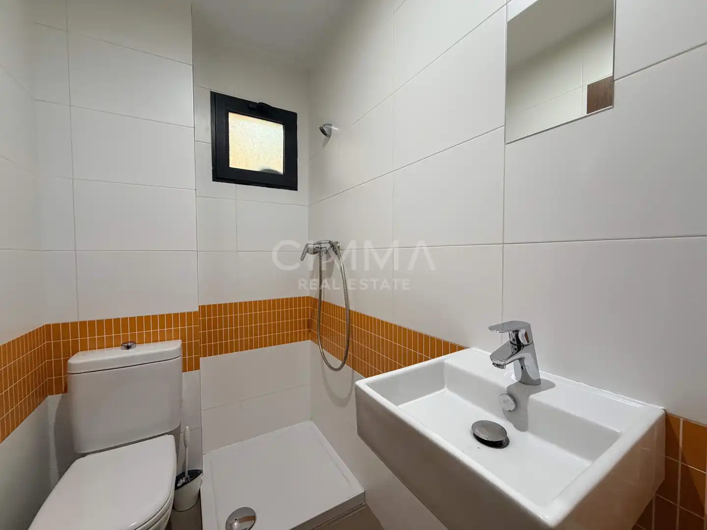 Baño de Piso en venta en La Nucia