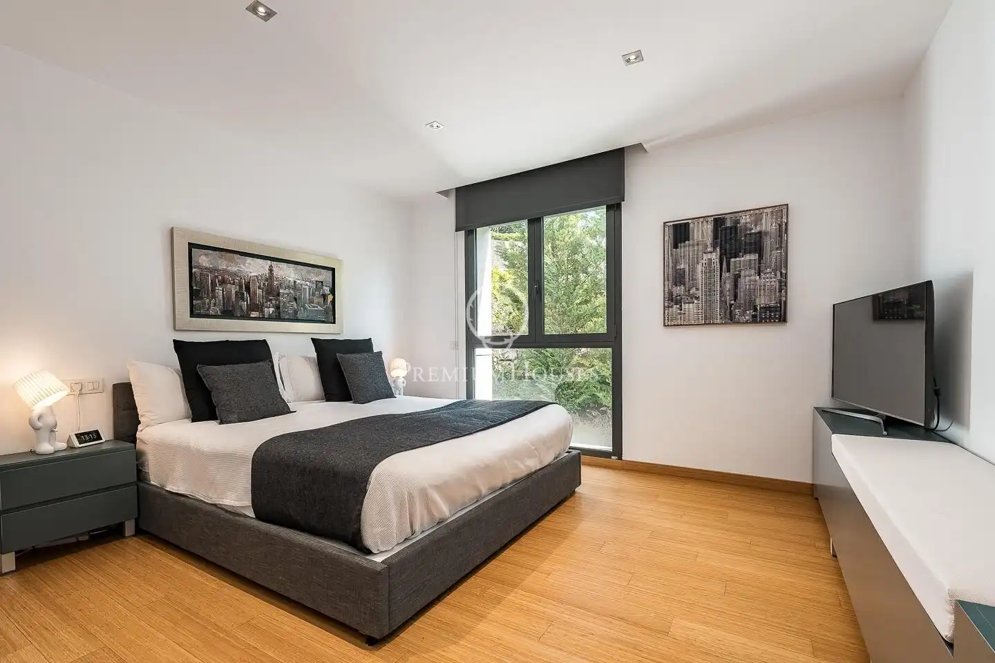 Bedroom of Houses for sale in Sant Cugat del Vallès  with Air Conditioner, Heating and Private garden