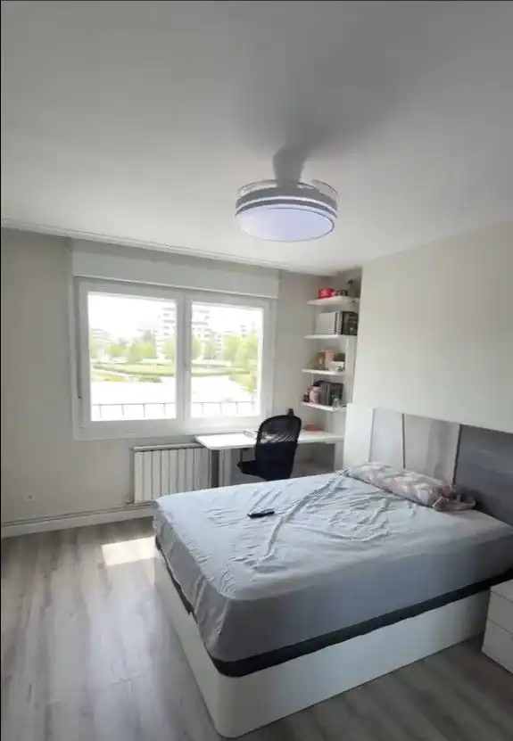 Habitación de Piso en venta en  Logroño con Calefacción y Parquet