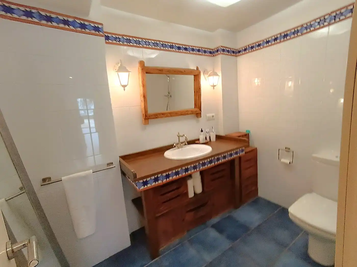 Baño de Piso en venta en Sopela con Calefacción y Terraza