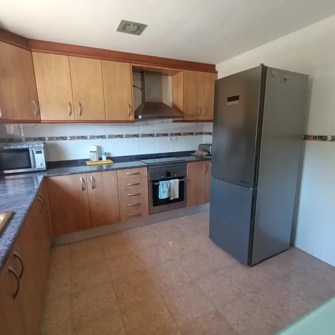 Cocina de Piso en venta en Picassent con Aire acondicionado, Calefacción y Jardín privado