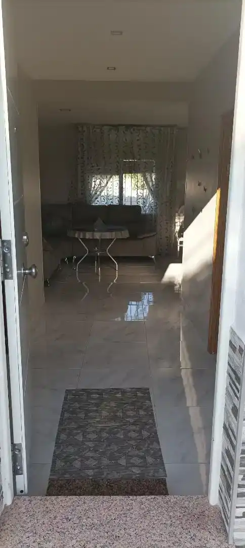 Sala de estar de Planta baja en venta en Puebla de Obando con Aire acondicionado y Internet