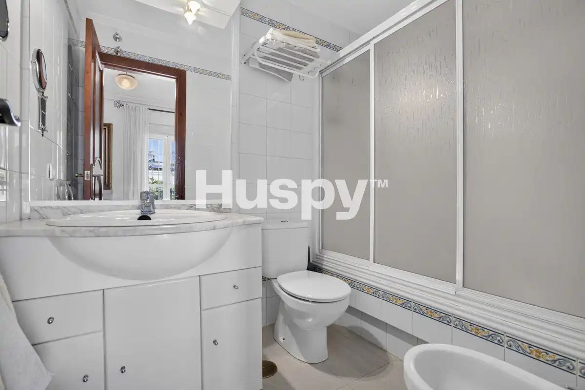 Semi-detached house with terrace for sale in Calle Menorca, imagen 36