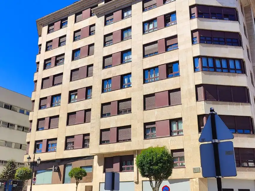 Flat for rent in Calle de María Neira, 29, La Ería