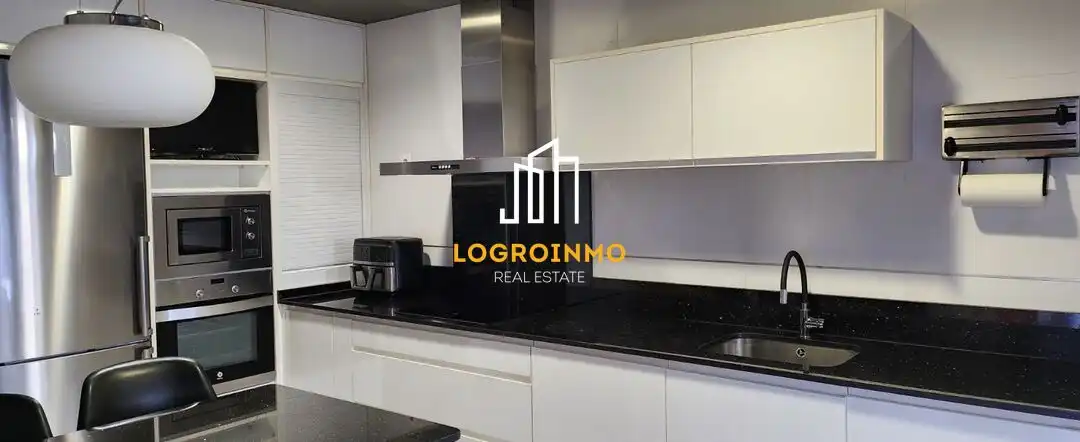Küche von Wohnung zum Verkauf in  Logroño mit Klimaanlage, Heizung und Terrasse