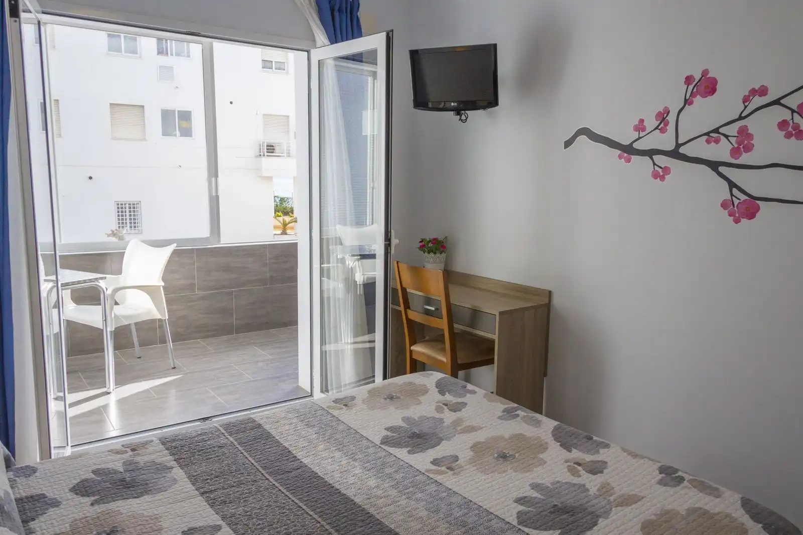 Habitación de Edificio en venta en L'Olla