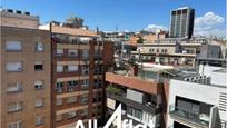 Exterior view of Flat for sale in  Barcelona Capital  with Air Conditioner, Parquet flooring and Balcony