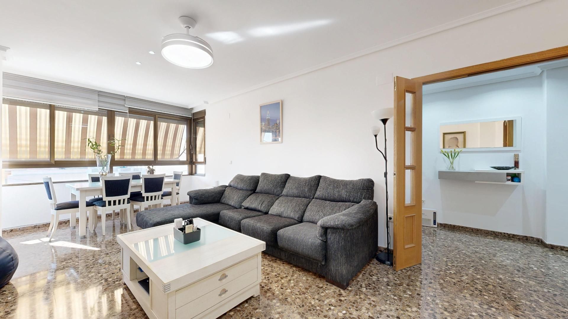 Sala d'estar de Apartament en venda en  Valencia Capital amb Aire condicionat, Calefacció i Traster