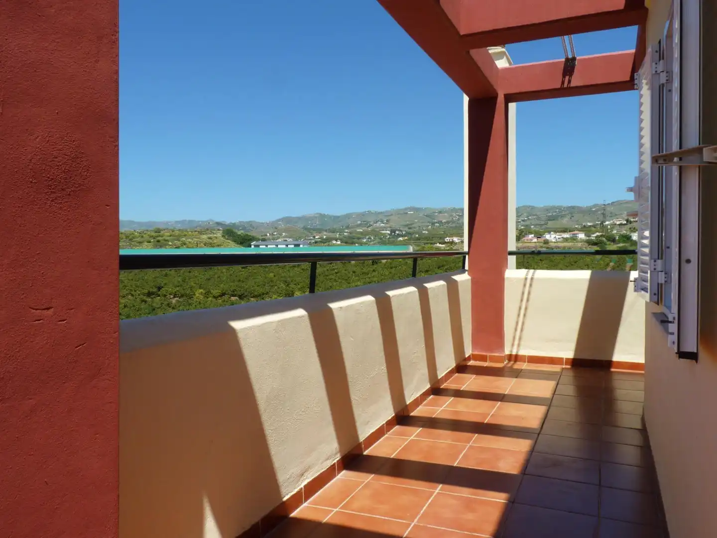 Terrasse von Maisonette zum Verkauf in Vélez-Málaga mit Klimaanlage, Heizung und Privatgarten