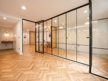 Flat with lift for sale in Cuatro Caminos