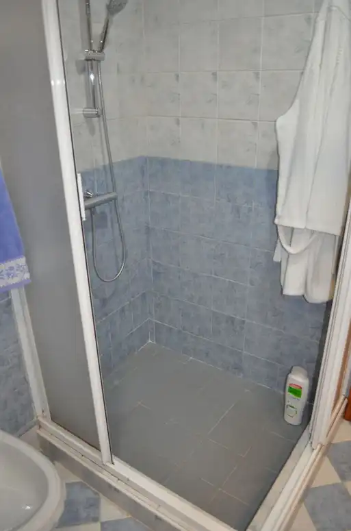 Bathroom of Country homes for sale in Dúrcal  with Furnished, Oven and Washing machine