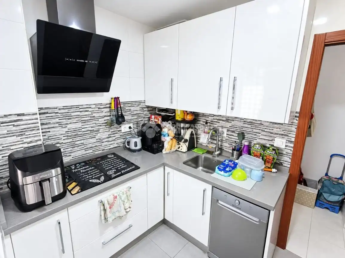 Cocina de Piso en venta en Sevilla con Terraza
