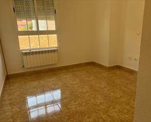Bedroom of Flat to rent in Azuqueca de Henares  with Air Conditioner