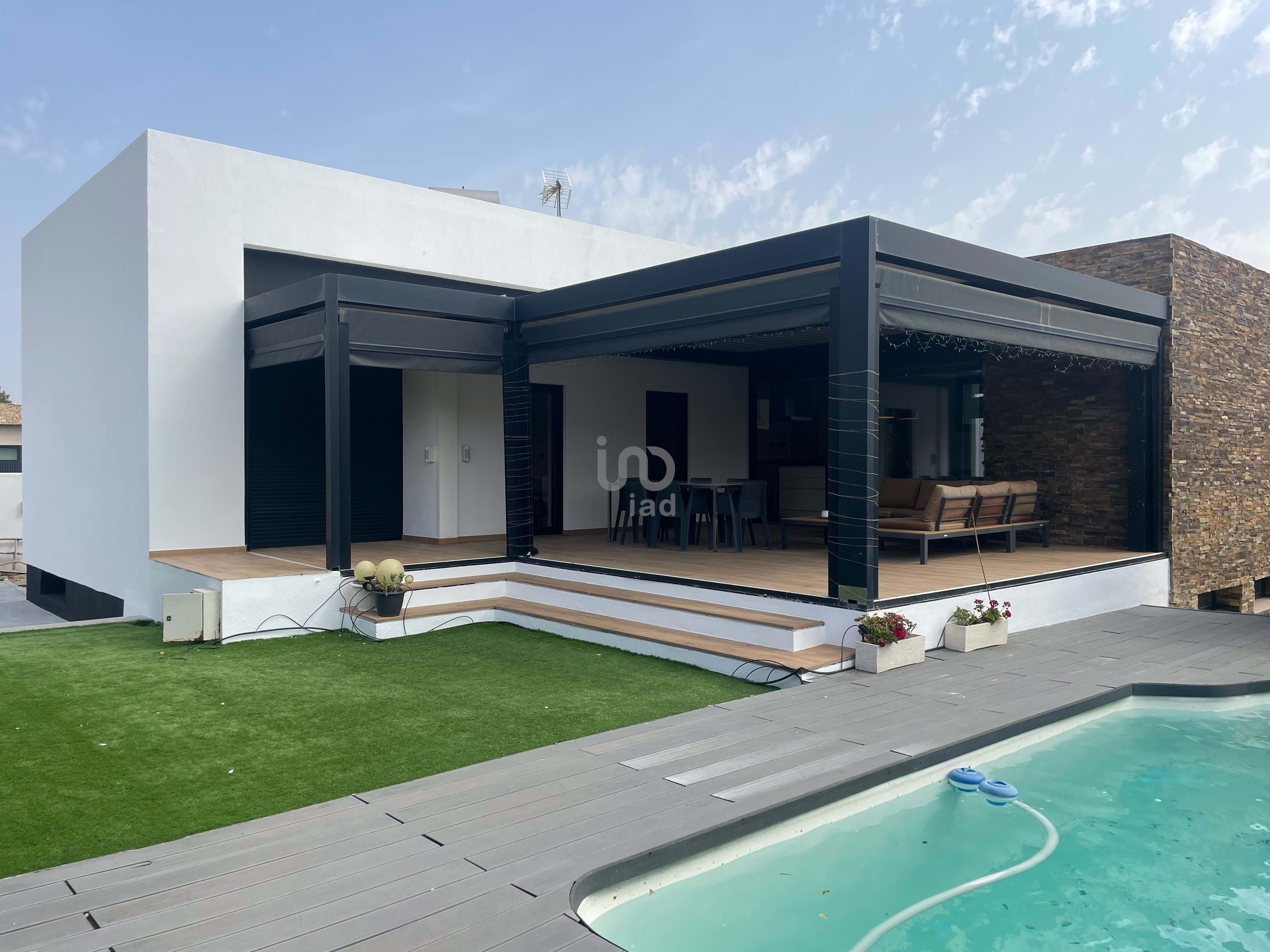 Terrace of House or chalet for sale in Salou  with Air Conditioner, Heating and Terrace
