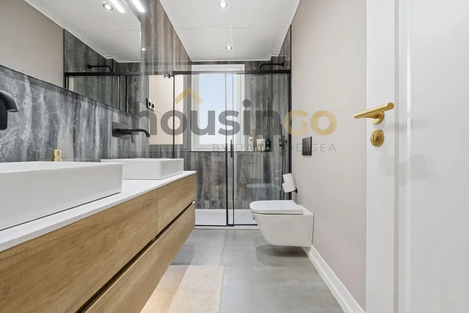 Baño de Piso en venta en Madrid con Aire acondicionado, Calefacción y Parquet
