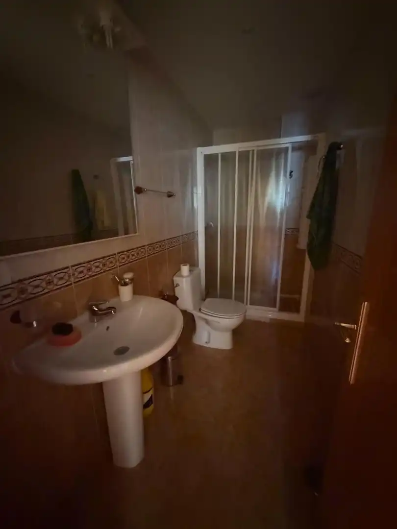Bathroom of Flat for sale in Fuensaldaña  with Heating, Terrace and Furnished