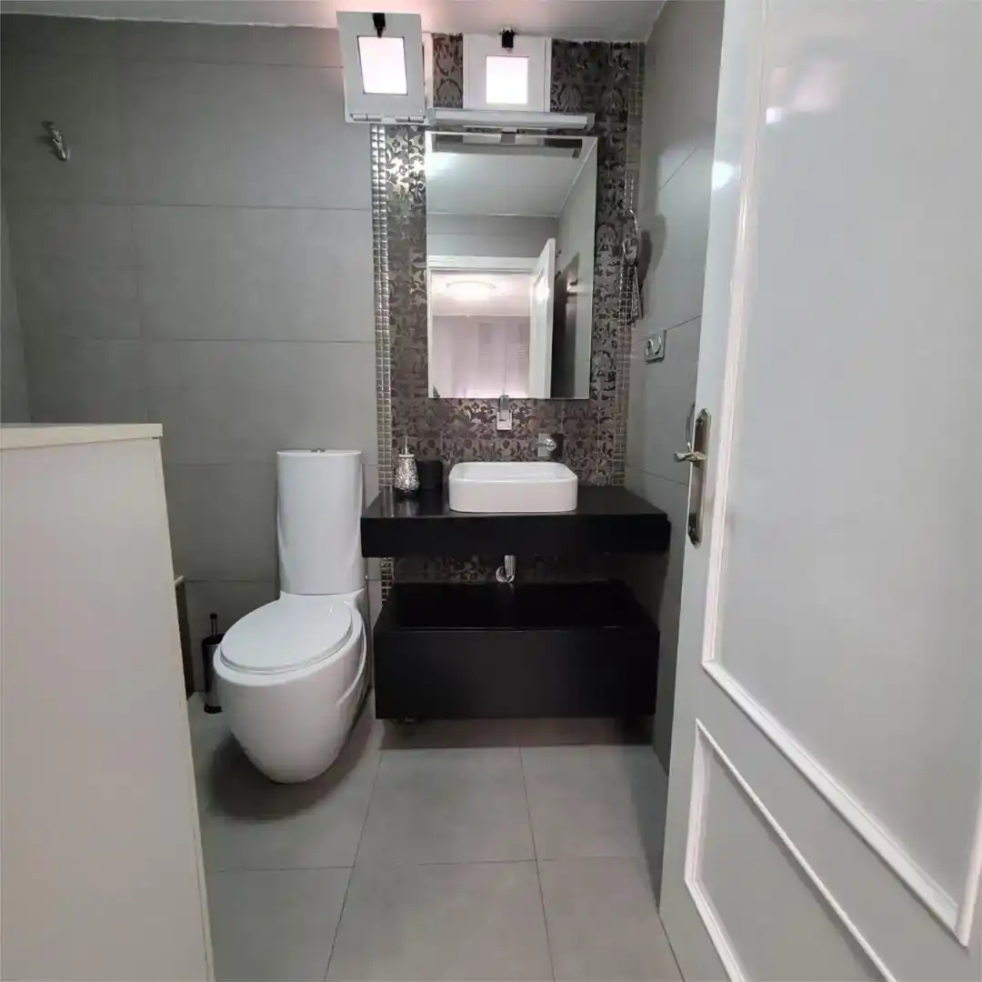 Baño de Dúplex de alquiler en Baeza, Jaén