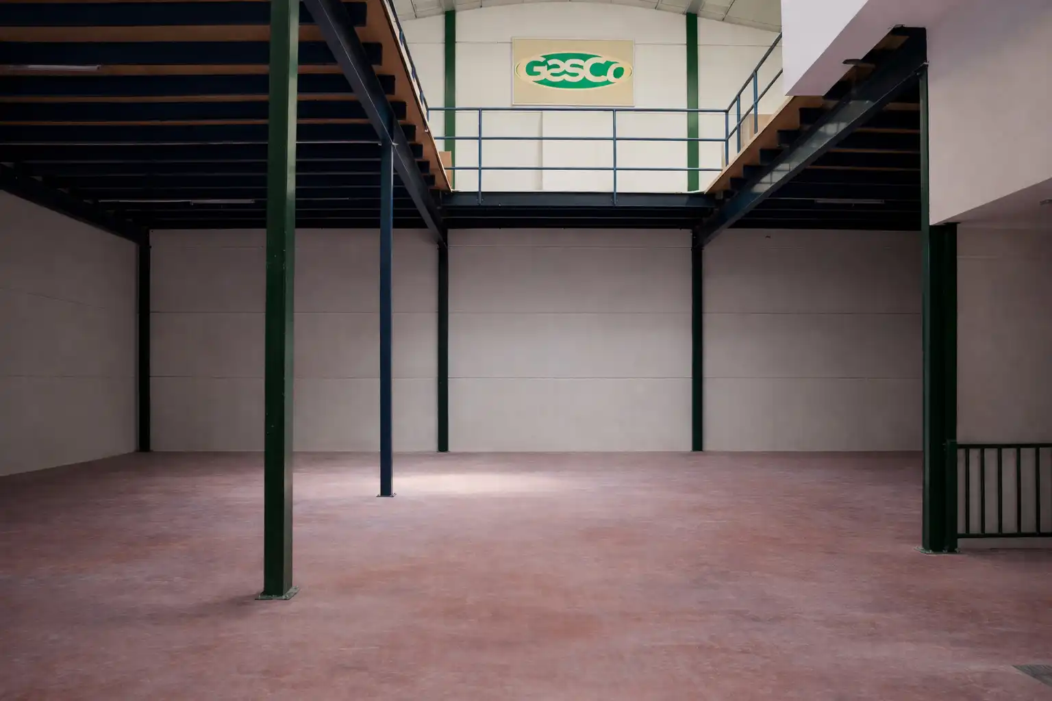 Nave industrial en venta en Boadilla del Monte con Calefacción