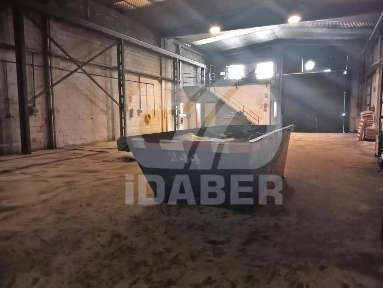 Fabrikhallen zur Miete in Ugena, Toledo