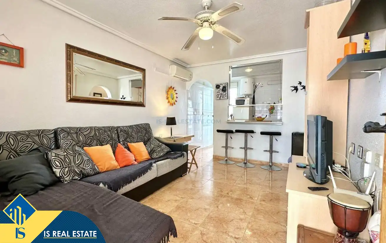 Bungalow with pool for sale in Zona Carrefour - Urbanizaciones, imagen 4