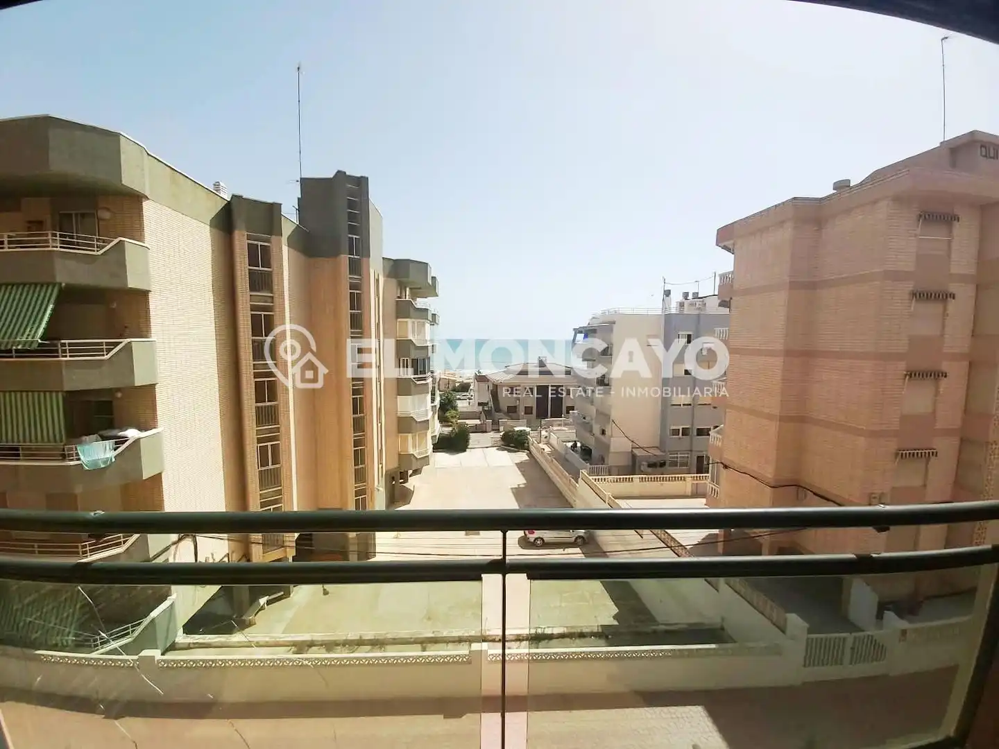 Vista exterior de Apartament en venda en Guardamar del Segura amb Aire condicionat, Calefacció i Terrassa