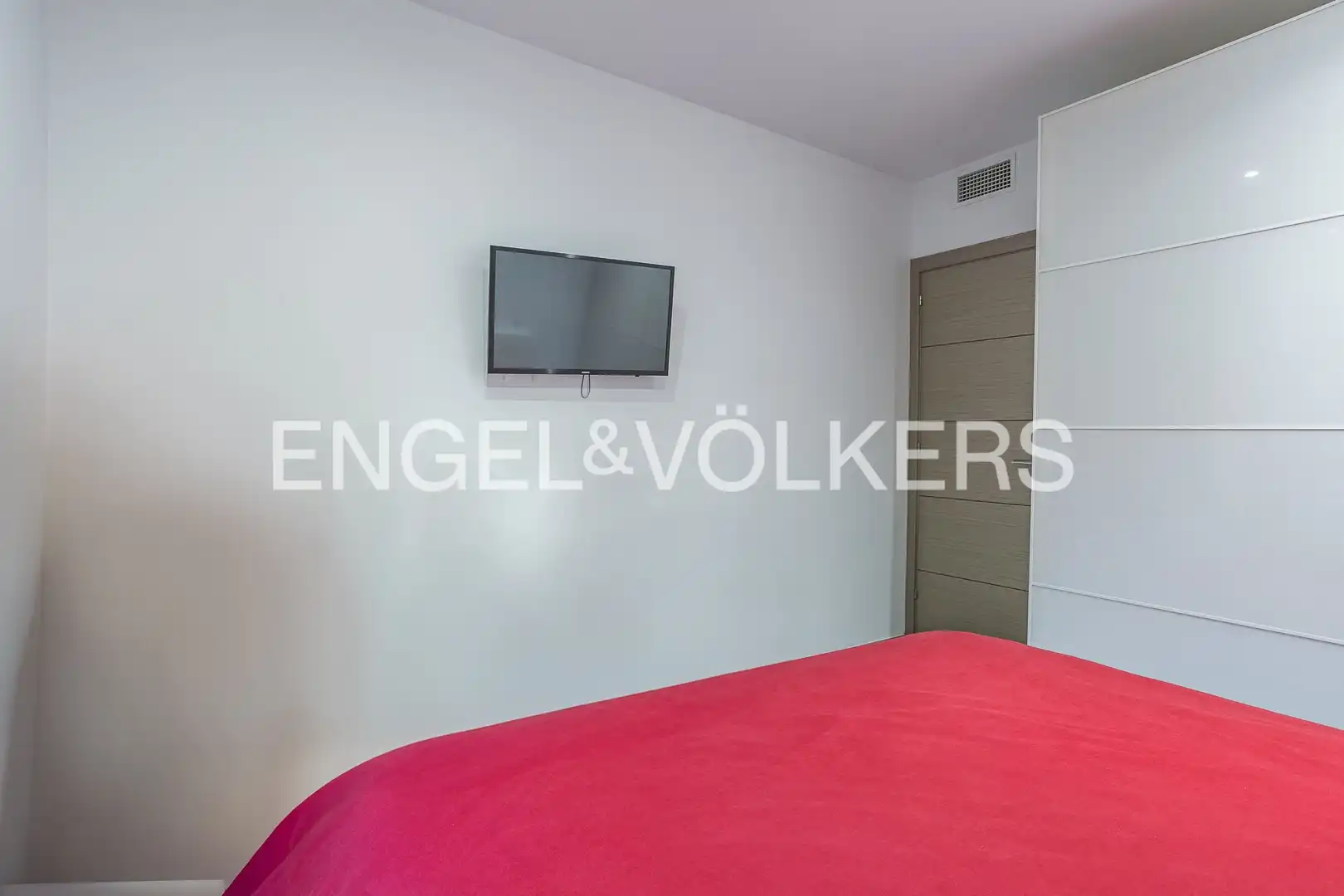 Habitación de Piso en venta en Barcelona con Aire acondicionado, Calefacción y Balcón