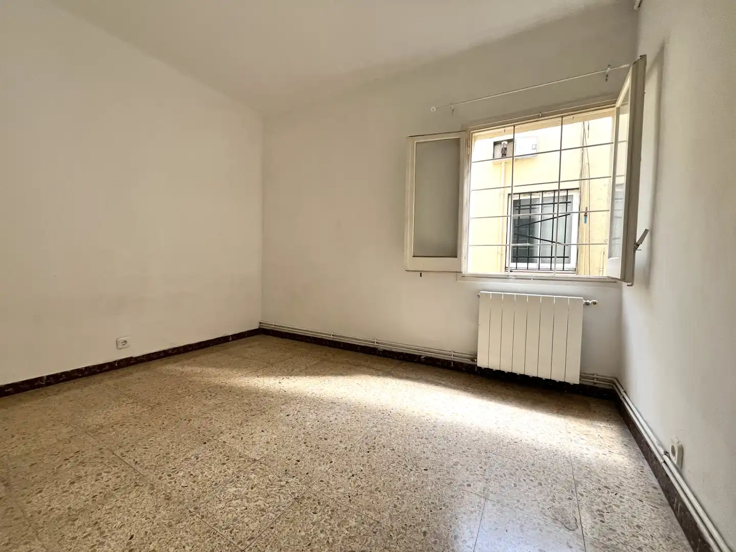 Dormitori de Àtic en venda en Barcelona amb Calefacció, Terrassa i Forn