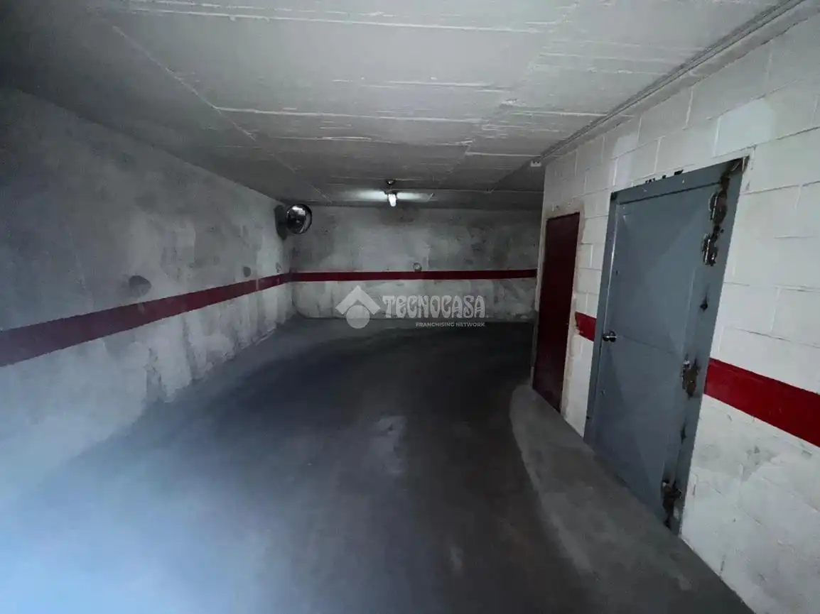 Aparcament amb ascensor en venda a Cerro - Amate, imagen 17