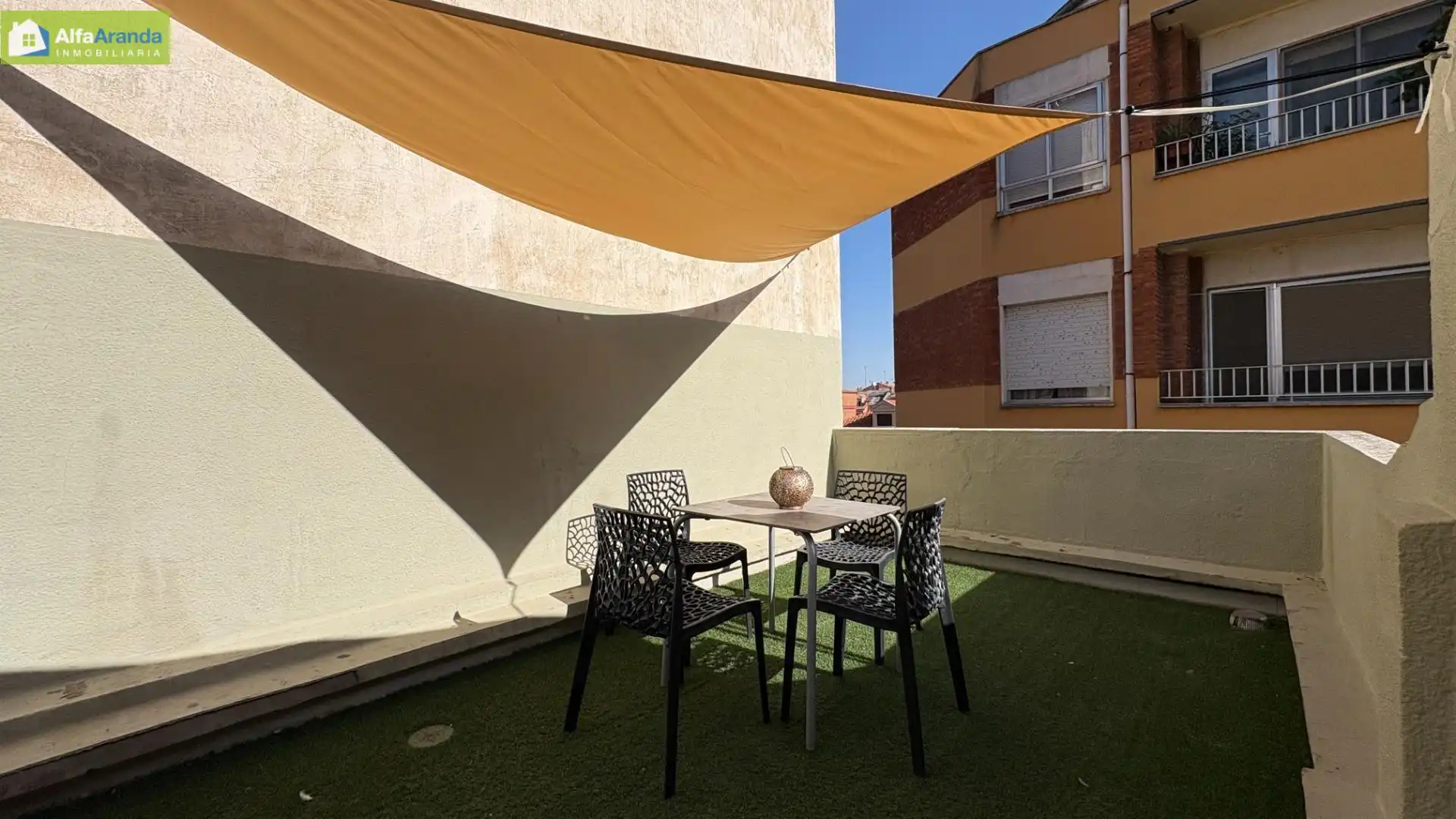 Terrassa de Estudi de lloguer en Aranda de Duero amb Aire condicionat, Calefacció i Terrassa