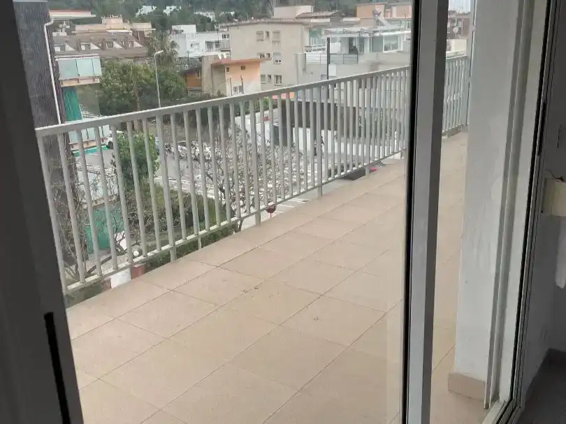 Terrassa de Pis en venda en Castelldefels amb Aire condicionat i Balcó