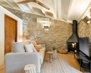 Sala d'estar de Casa adosada en venda en Jafre amb Aire condicionat i Balcó