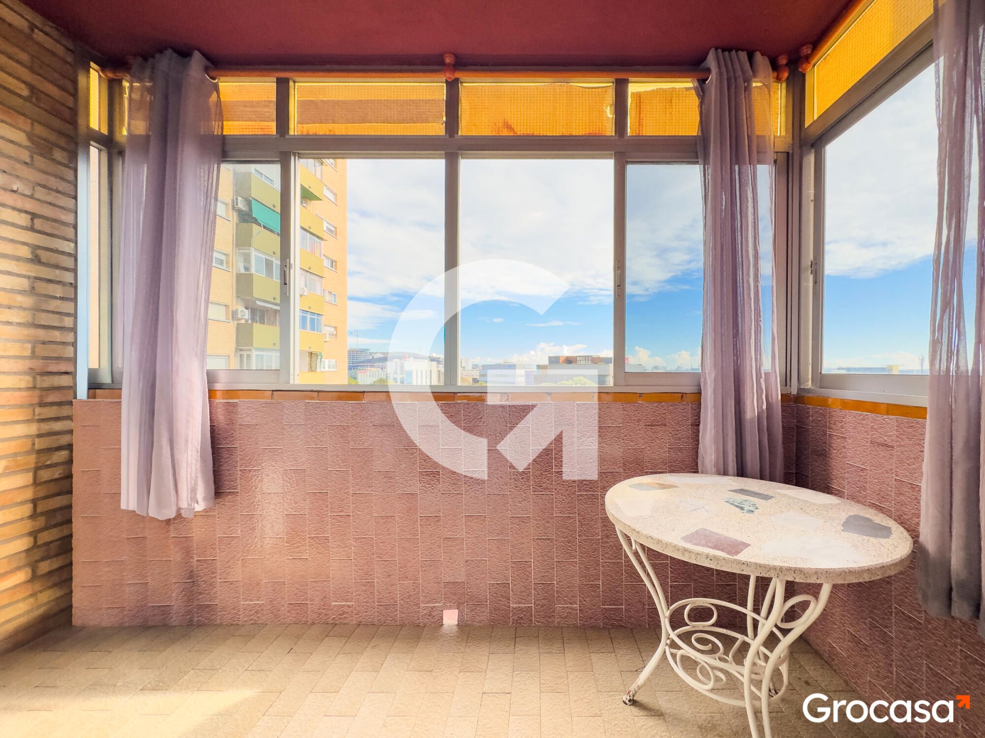 Balcony of Flat for sale in L'Hospitalet de Llobregat  with Heating, Oven and Balcony