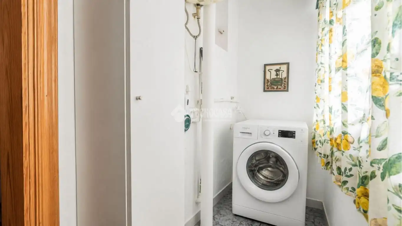 Bany de Pis en venda en San Cristóbal de la Laguna amb Balcó