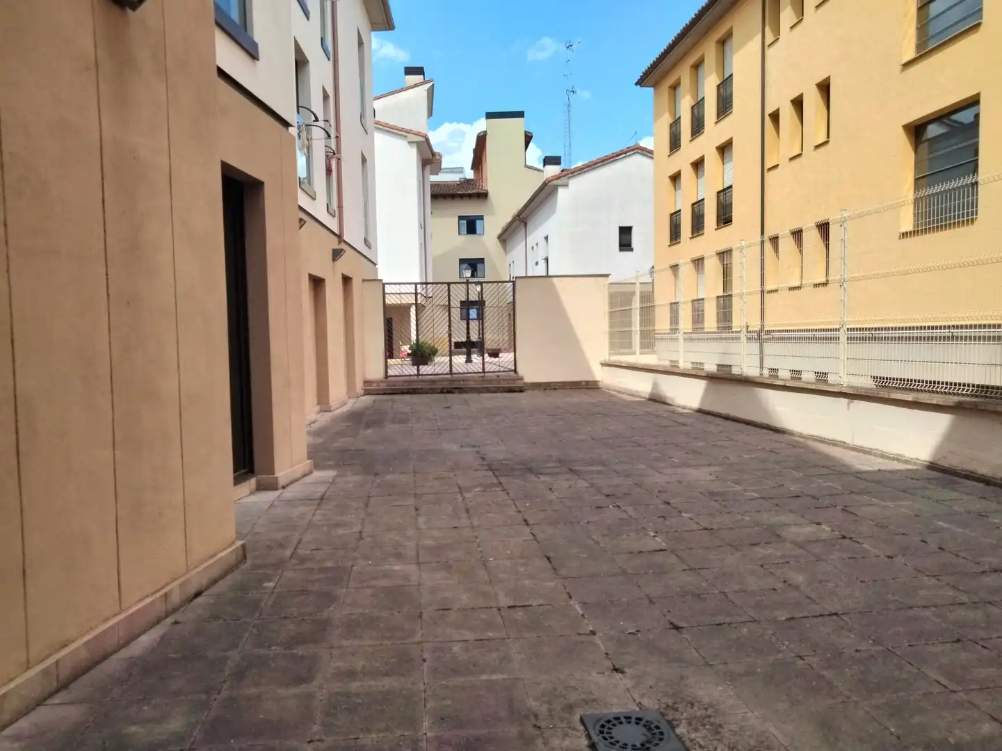 Commercial properties for sale in Casco Antiguo