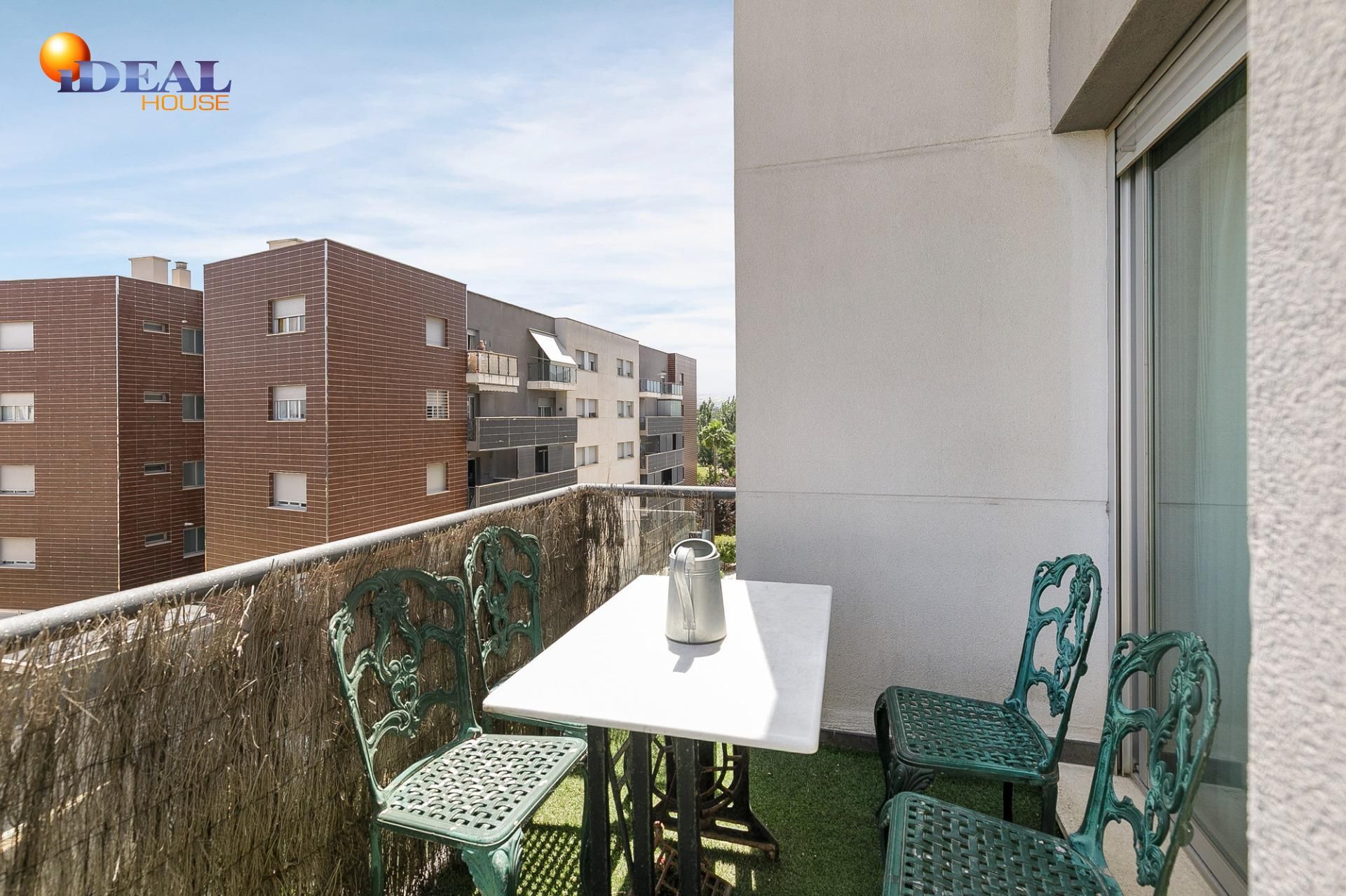 Flat for sale in Calle aljancira, 2, Carretera de Granada - La Alcazaba, Alhendín