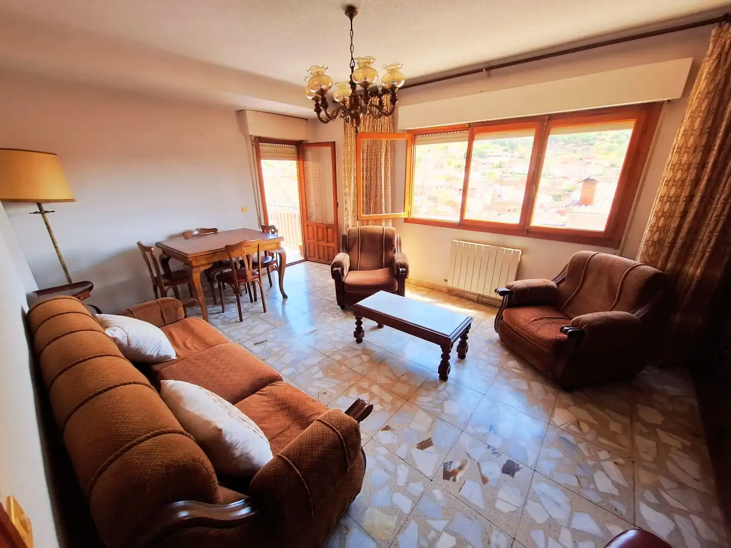 Sala de estar de Casa o chalet en venta en El Hoyo de Pinares  con Calefacción, Terraza y Trastero