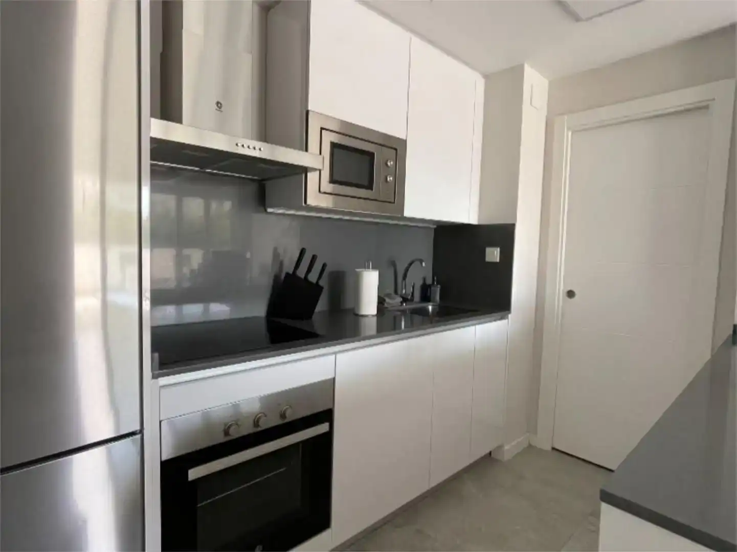 Cocina de Piso en venta en Marbella con Aire acondicionado, Jardín privado y Trastero