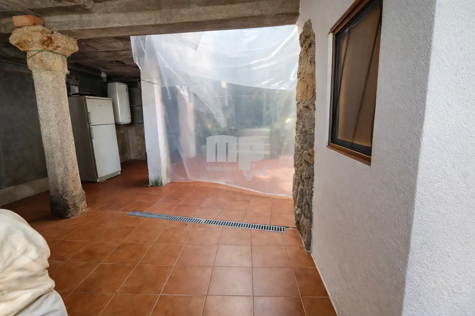 Casa adosada en venta en Covelo con Jardín privado, Terraza y Trastero