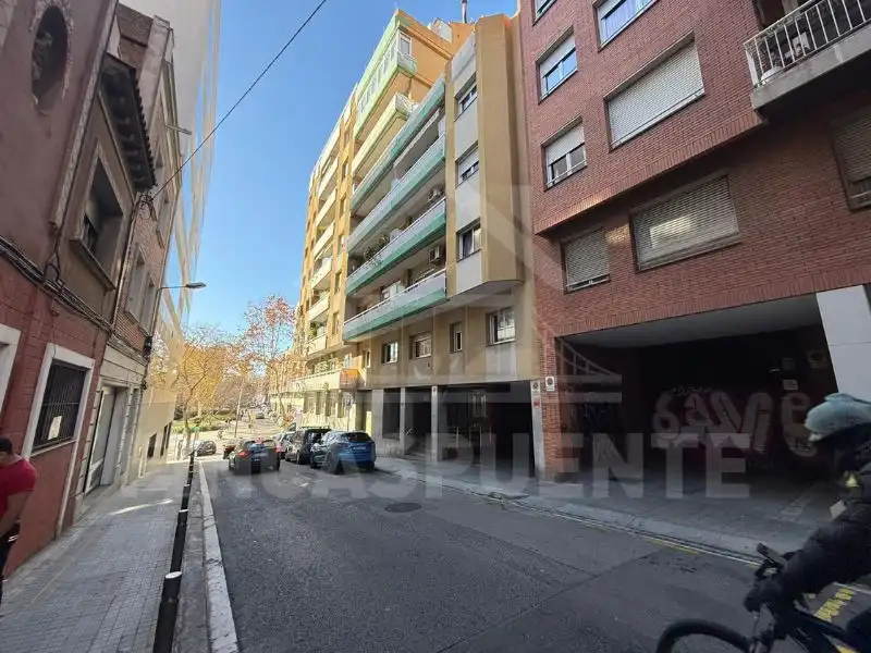 Vista exterior de Garaje en venta en Barcelona