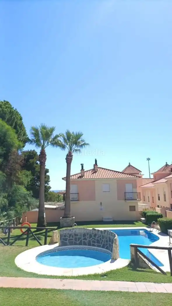 Dúplex amb piscina de lloguer a Paseo de los Barrancos 15