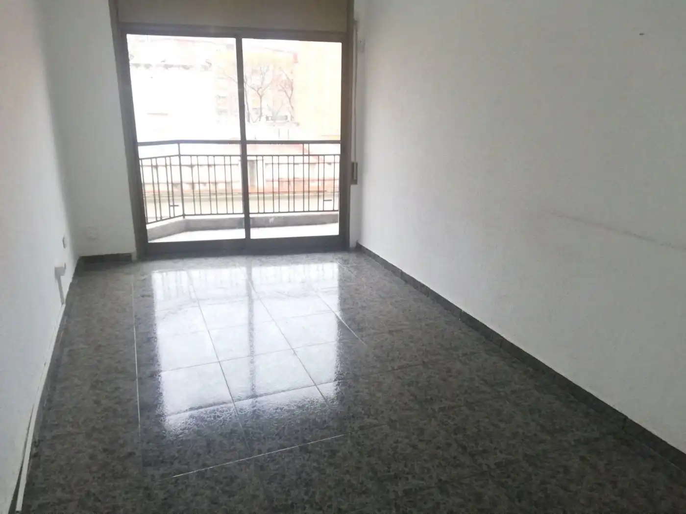 Piso con balcón en venta en La Gavarra, imagen 4