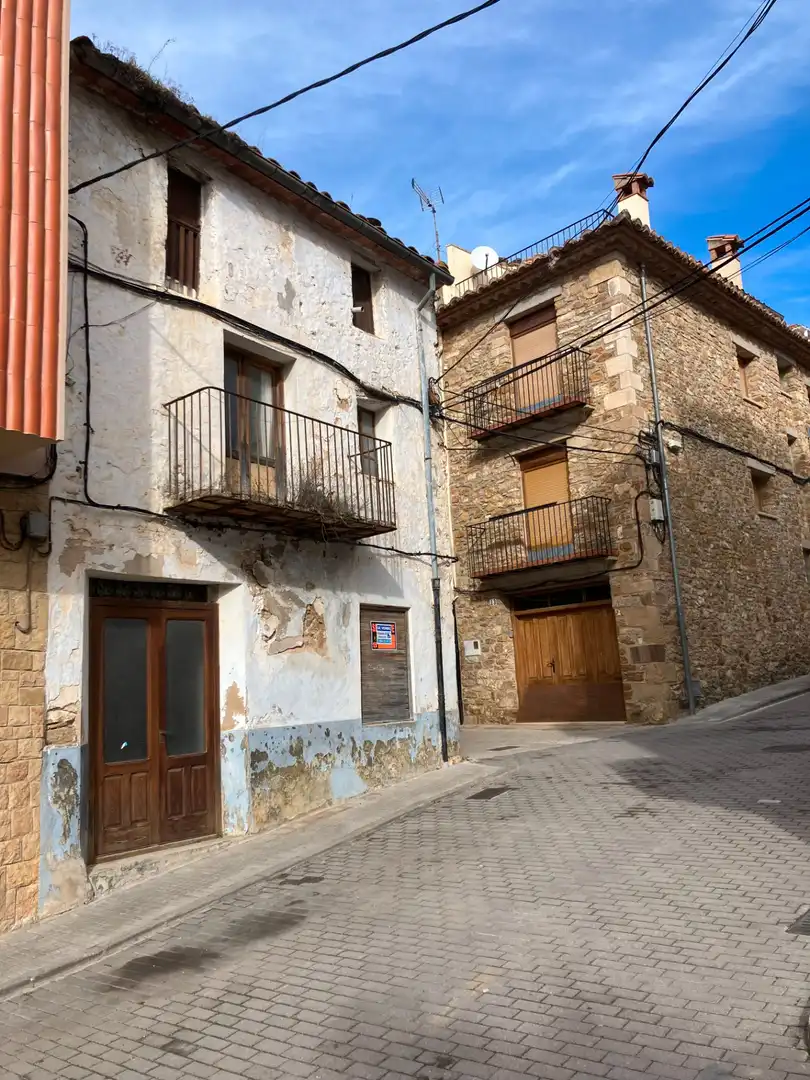 Casa amb terrassa en venda a Plaza Don Blasco 6