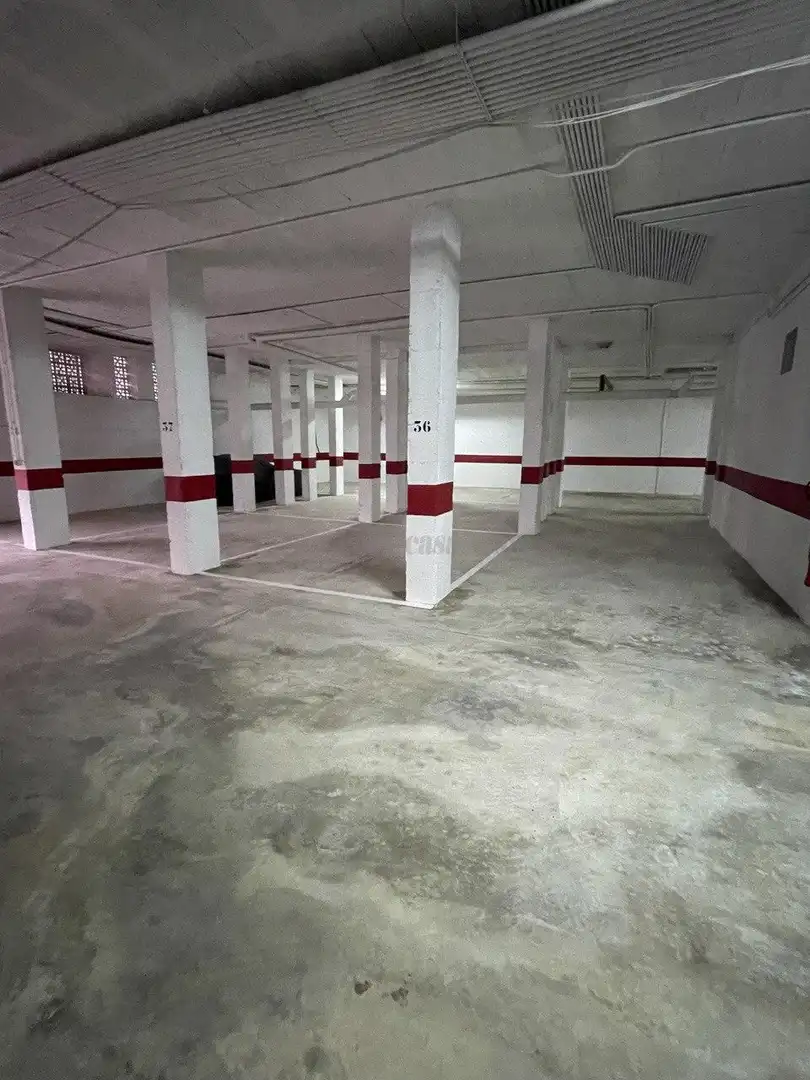 Garaje en venta en La Regia