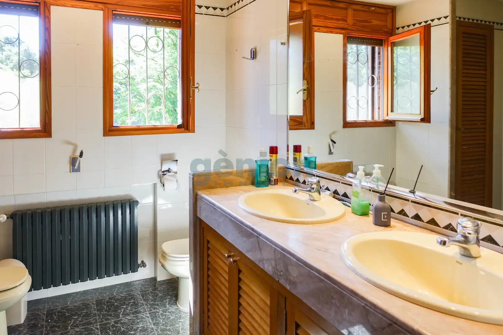 Bathroom of Houses for sale in Girona  with Heating, Private garden and Terrace